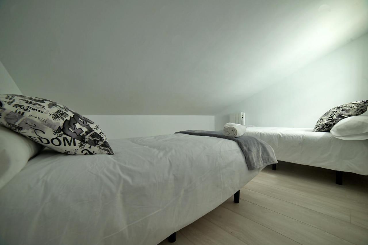 Apartamentos Barrio Humedo Catedral 2 레온 외부 사진